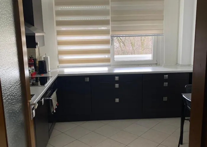 Lejlighed 3 Zimmerwohnung Naehe Autobahn A8 *